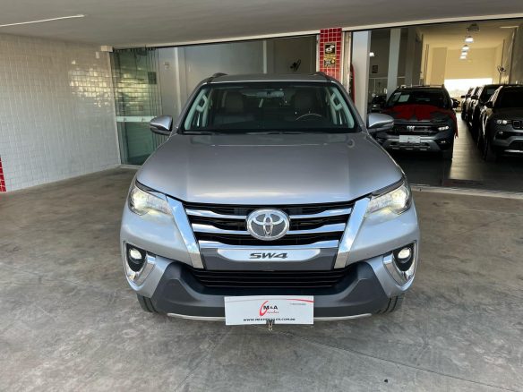 250311948 - TOYOTAHILUX SW4 SRX 4X42020