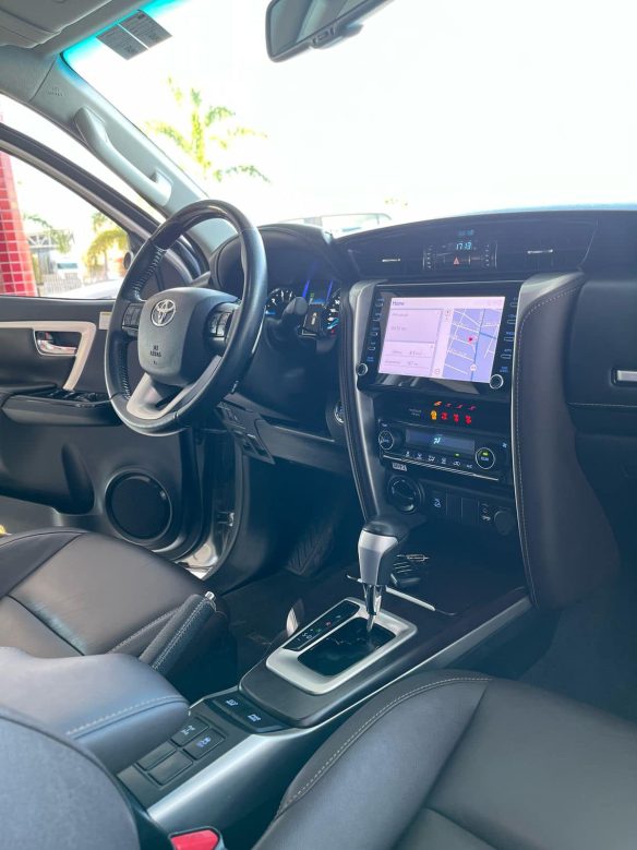 250311948 - TOYOTAHILUX SW4 SRX 4X42020